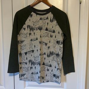 Old Navy bears camping tee shirt XL 14-16